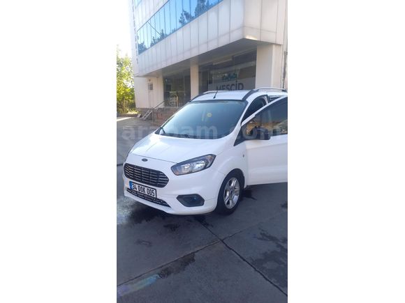 Sahibinden Ford Tourneo Courier 1.5 TDCi Delux 2020 Model  115.000 km Beyaz