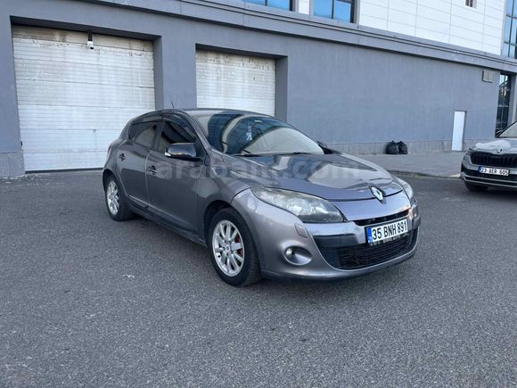 Sahibinden Renault Megane 1.6 Expression 2010 Model 