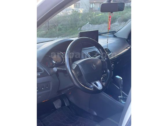 Sahibinden Renault Fluence 1.5 dCi Touch 2012 Model