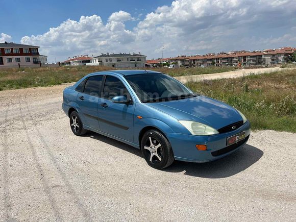 Sahibinden Ford Focus 1.6 Ambiente 2000 Model 