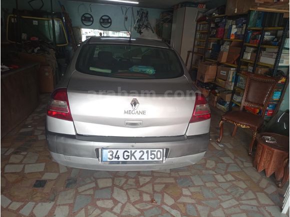 Sahibinden Renault Megane 1.5 dCi Authentique 2009 Model  282.000 km Gri