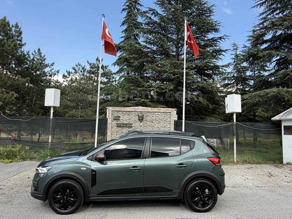 Sahibinden Dacia Sandero 1.0 TCe Extreme 2024 Model Kayseri 22.000 km Yeşil