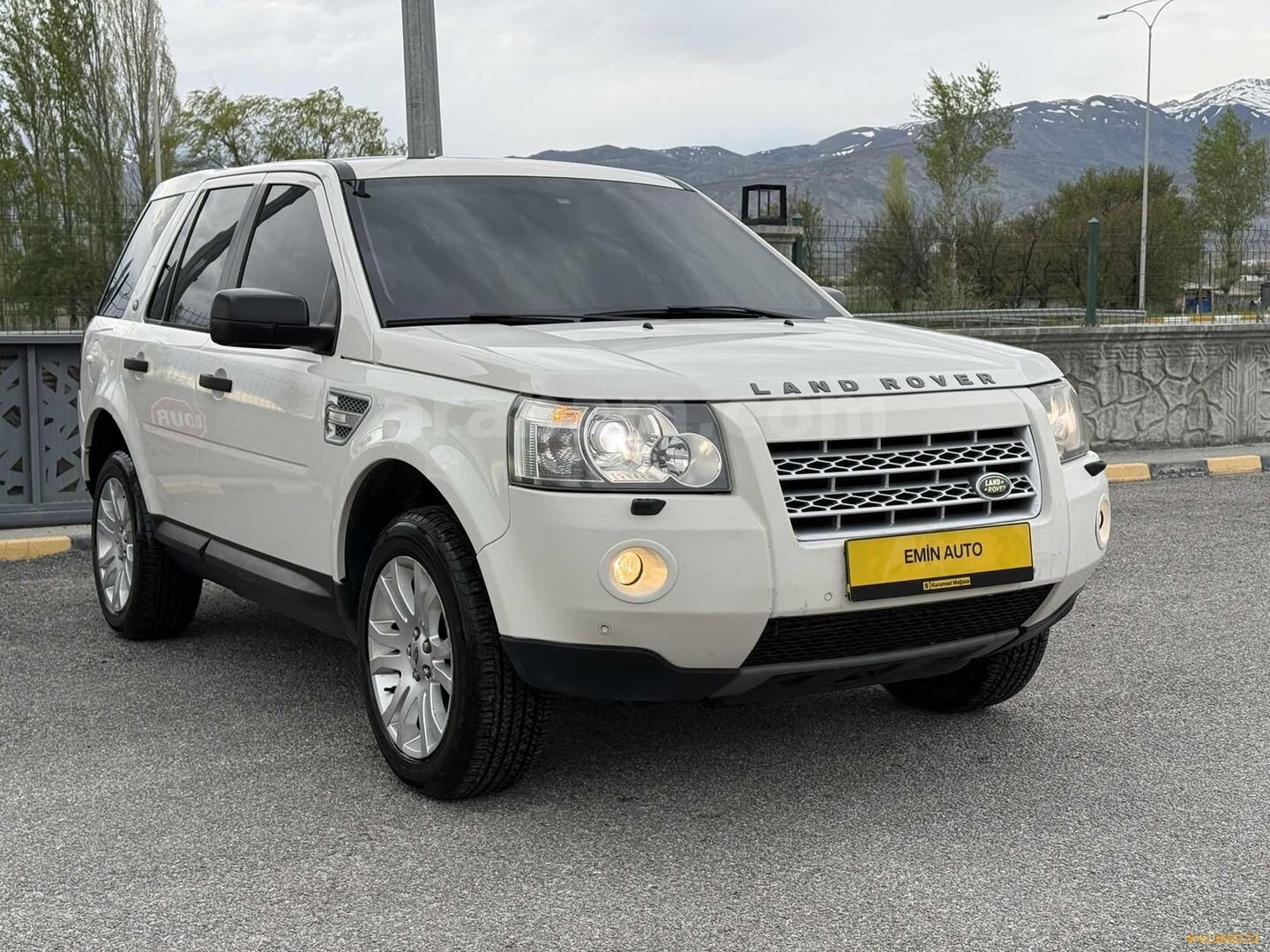 Galeriden Land Rover Freelander II 2.2 TD4 HSE 2010 Model Erzincan 312.000 km Beyaz 5