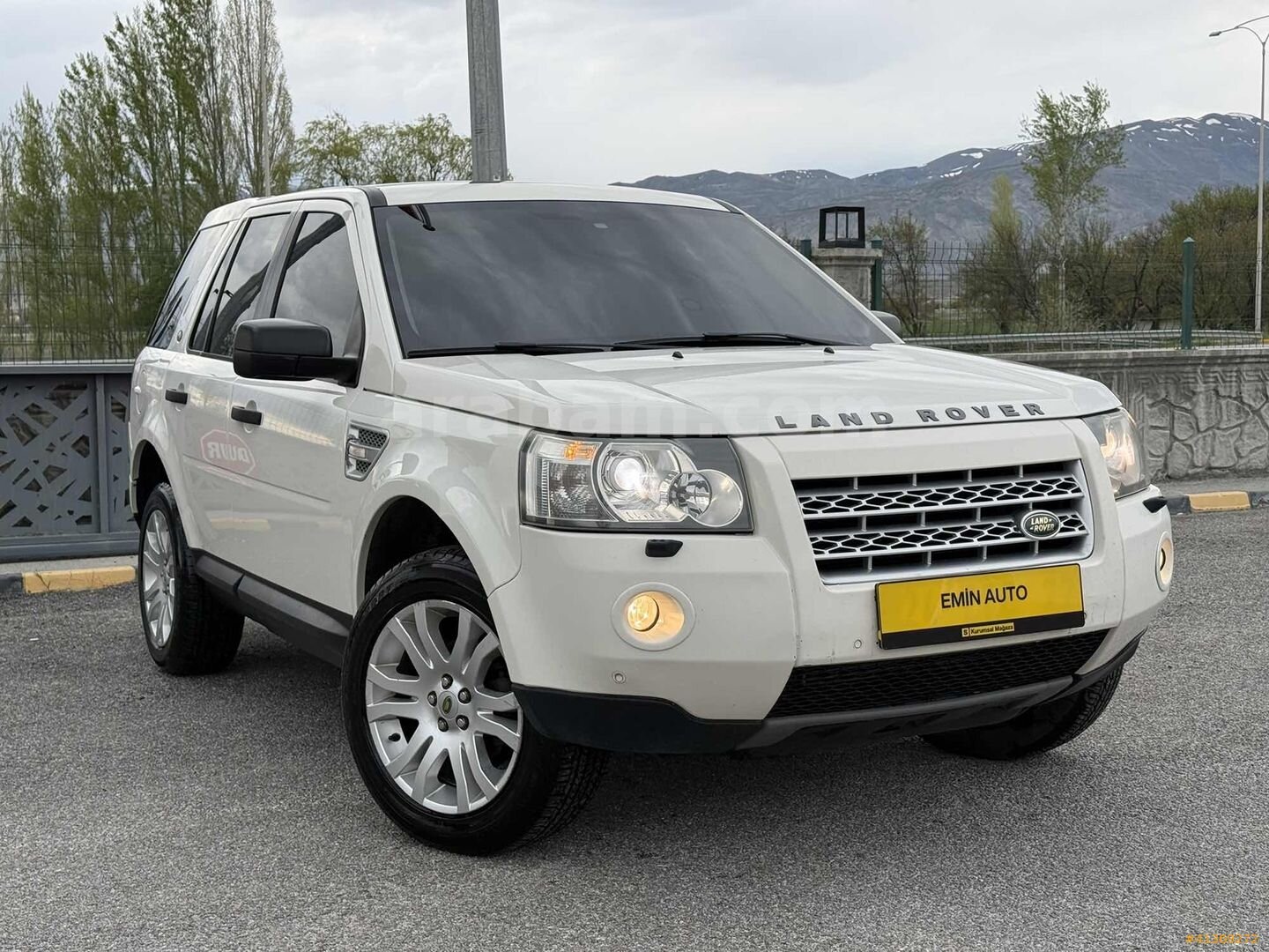 Galeriden Land Rover Freelander II 2.2 TD4 HSE 2010 Model Erzincan 312.000 km Beyaz 1