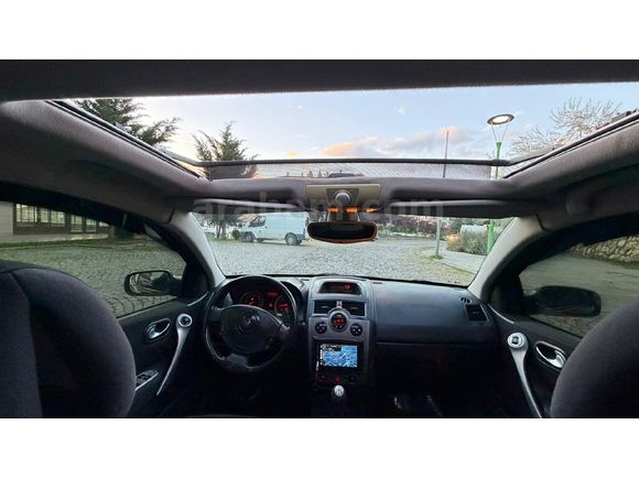 Sahibinden Renault Megane 1.6 Dynamique 2004 Model