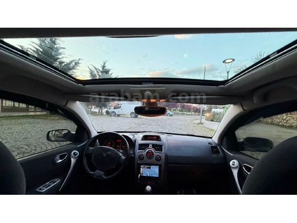Sahibinden Renault Megane 1.6 Dynamique 2004 Model