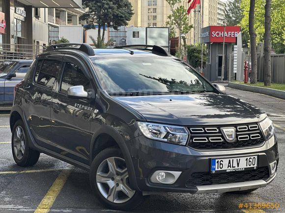Bay Cars II Dacia Sandero 45.000km Otomatik Hatasız