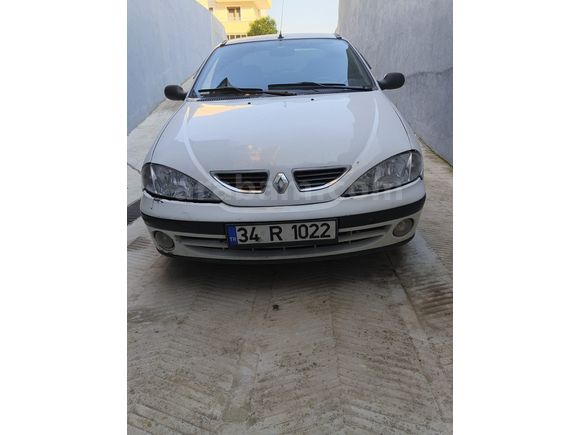 Sahibinden Renault Megane 1.6 RTE 2000 Model