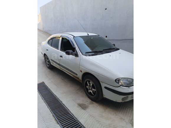 Sahibinden Renault Megane 1.6 RTE 2000 Model