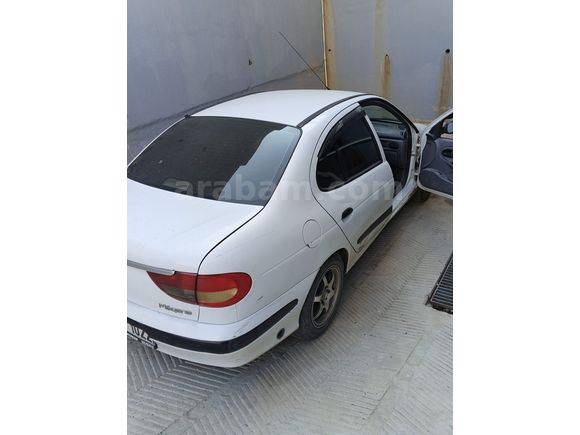 Sahibinden Renault Megane 1.6 RTE 2000 Model