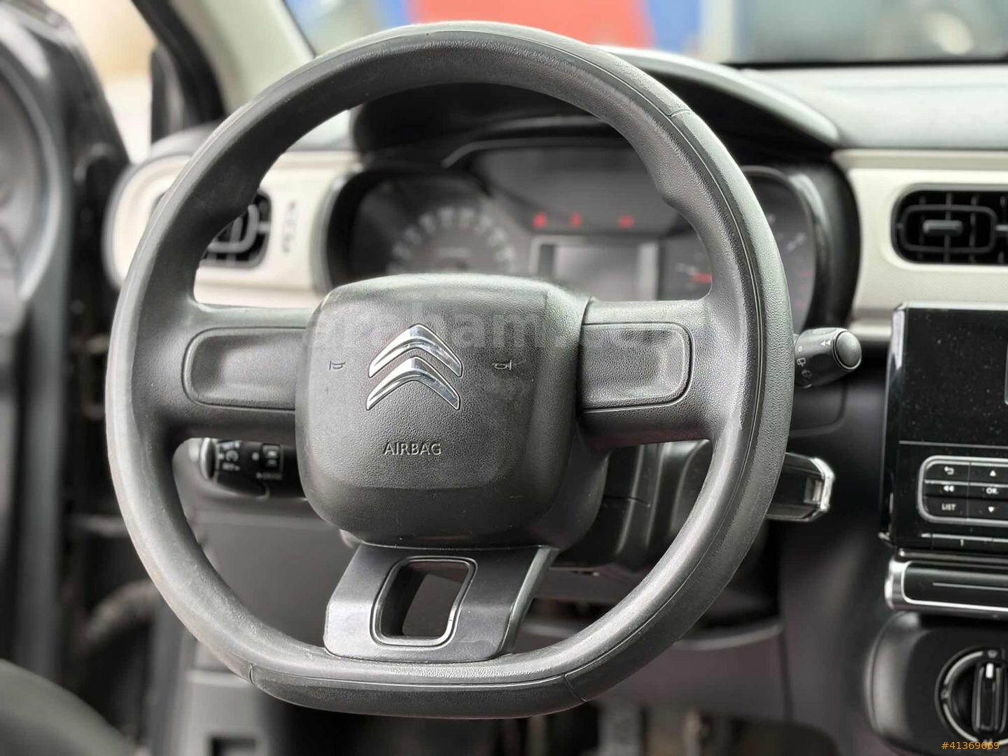 Galeriden Citroen C3 1.6 BlueHDI Feel 2017 Model İstanbul 240.000 km Gri 6
