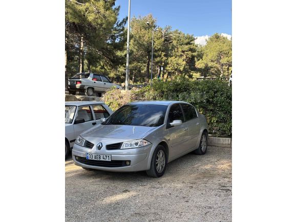 SAHİBİNDEN DEĞİŞENSİZ HASAR KAYITSIZ MEGANE 2)