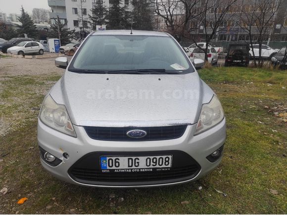 Sahibinden Ford Focus 1.6 TDCi Trend 2010 Model  266.000 km Gri (Gümüş)