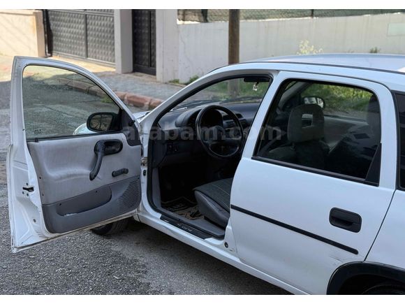 Galeriden Opel Corsa 1.4 Swing 1996 Model Mersin