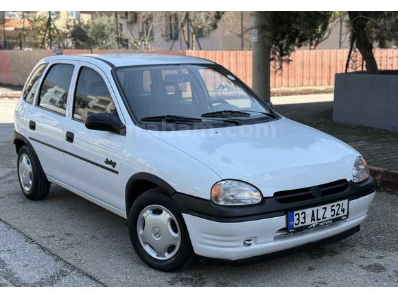 Galeriden Opel Corsa 1.4 Swing 1996 Model Mersin