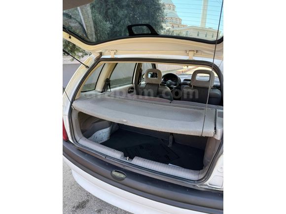 Galeriden Opel Corsa 1.4 Swing 1996 Model Mersin