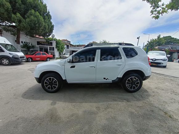 HATASIZ~BOYASIZ~2016 DUSTER 1.5DCİ LAUREATE 110HP KARTA12TAKSİT
