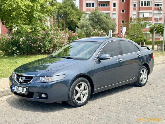 HONDA ACCORD 2.0 EXECUTİVE / SUNROOF / DERİ KOLTUK