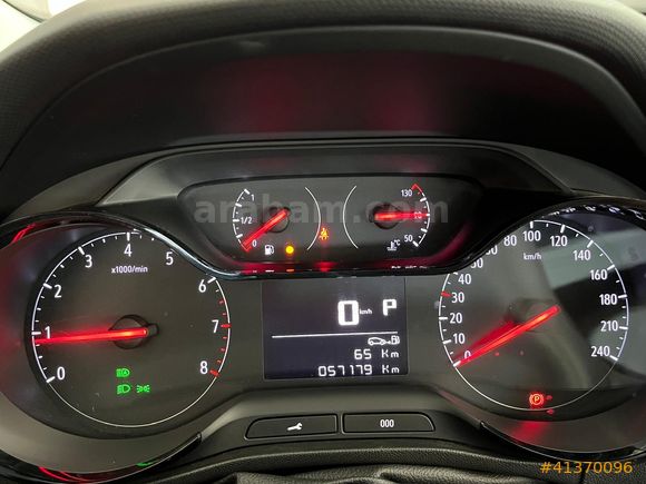 CEMAL CAN' DAN 2022 OPEL CROSSLAND 1,2 T ESSENTİAL HATASIZ