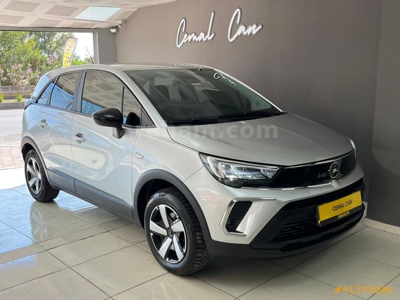 CEMAL CAN' DAN 2022 OPEL CROSSLAND 1,2 T ESSENTİAL HATASIZ