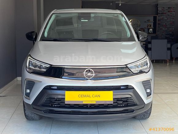 CEMAL CAN' DAN 2022 OPEL CROSSLAND 1,2 T ESSENTİAL HATASIZ