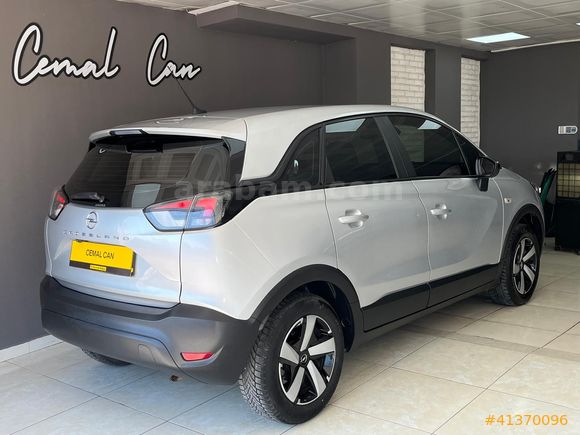 CEMAL CAN' DAN 2022 OPEL CROSSLAND 1,2 T ESSENTİAL HATASIZ