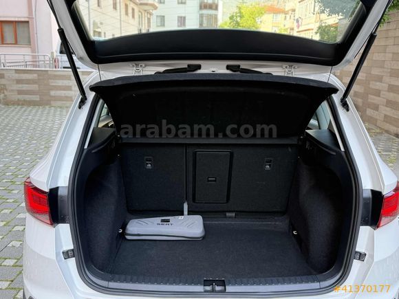 ŞEMŞİMOĞLU OTOMOTİV-ATECA 1.5 EcoTSI Style BOYASIZ DEĞİŞENSİZ