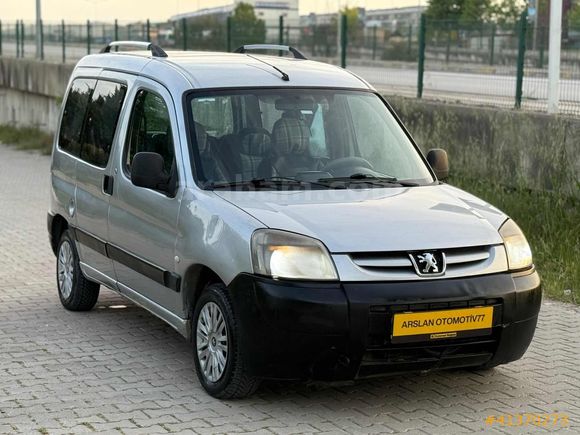 Takasta geldi ilk gelen alır