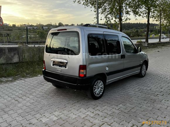 Takasta geldi ilk gelen alır