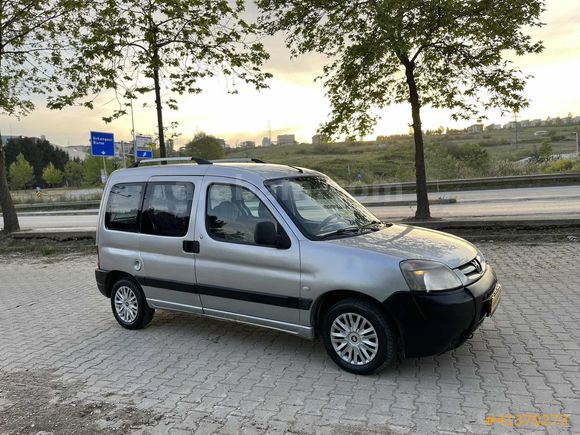 Takasta geldi ilk gelen alır