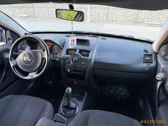 2004 MODEL RENAULT MEGANE 218.000 KM 1.5 DCİ