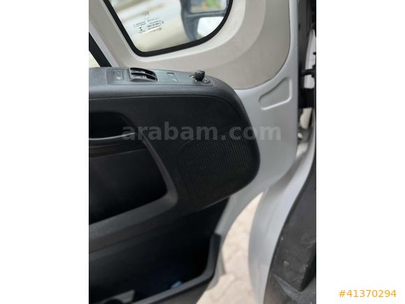 2022 Model Citroen Jumer futuralı