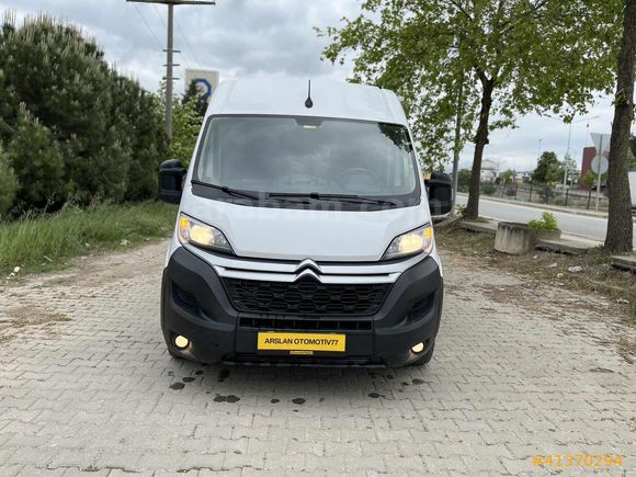 2022 Model Citroen Jumer futuralı