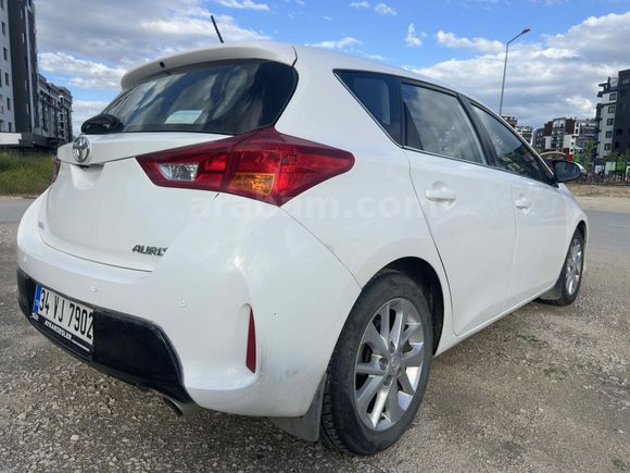 Sahibinden Toyota Auris 1.6 Advance 2013 Model 