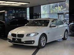 | UNIQ AUTO | 2015 BMW 520İ PREMİUM VAKUM M.DRKSYN HYLT EKRAN