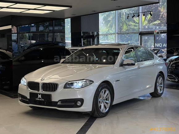 | UNIQ AUTO | 2015 BMW 520İ PREMİUM VAKUM M.DRKSYN HYLT EKRAN