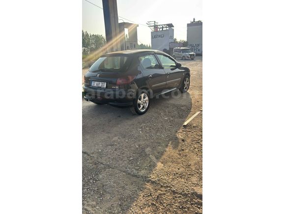 Sahibinden Peugeot 206 1.4 HDi X-Design 2008 Model 