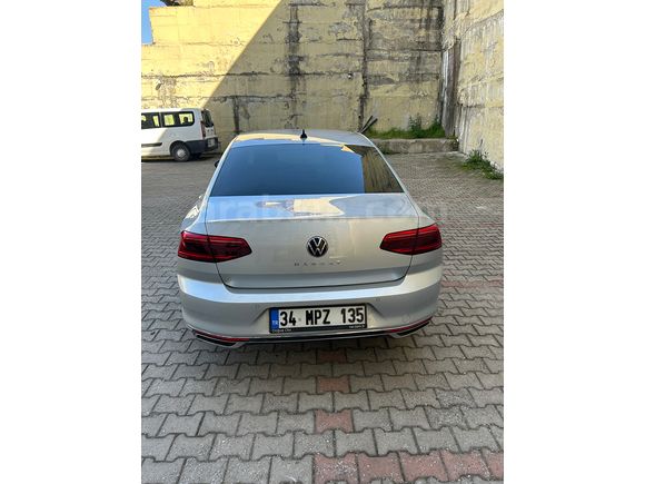 Sahibinden Volkswagen Passat 1.5 TSi Elegance 2022 Model 