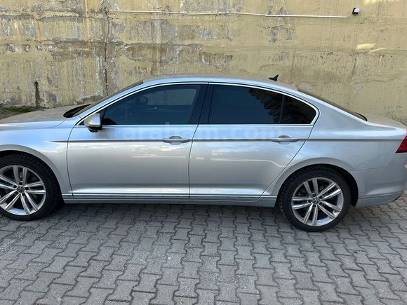 Sahibinden Volkswagen Passat 1.5 TSi Elegance 2022 Model 