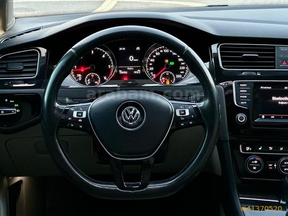 2013 GOLF HİGHLİNE 1.6TDİ C.TAVAN-K.ISITMA-G.GÖRÜŞ 135BİN KM