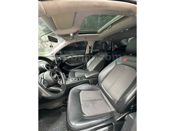 (SON 10 GÜN) AUDİ A3 CAM TAVAN  ÖZEL PLAKA 2017 ÇIKIŞLI