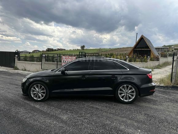 (SON 10 GÜN) AUDİ A3 CAM TAVAN  ÖZEL PLAKA 2017 ÇIKIŞLI