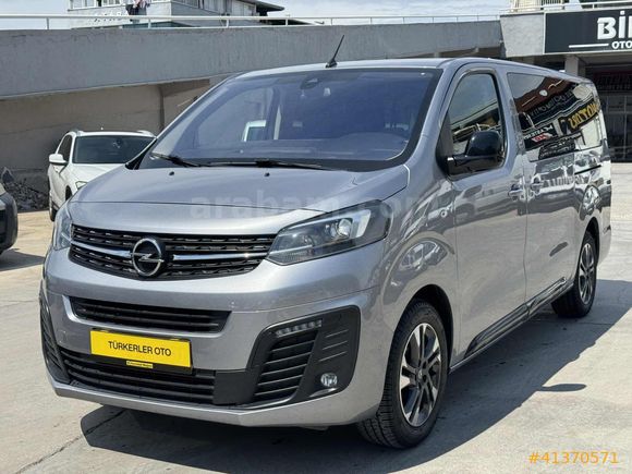 Galeriden Opel Zafira Life 2.0 D Elegance XL 2023 Model İzmir
