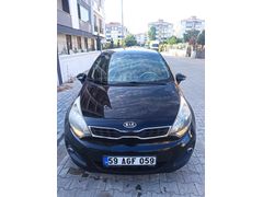 Sahibinden Kia Rio 1.25 CVVT Fancy 2014 Model  123.000 km Siyah