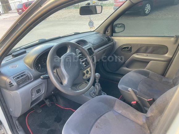 Clio 2 1.6 Temiz Aile Arabası