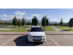 Sahibinden Hyundai i30 1.6 CRDi Team 2011 Model 