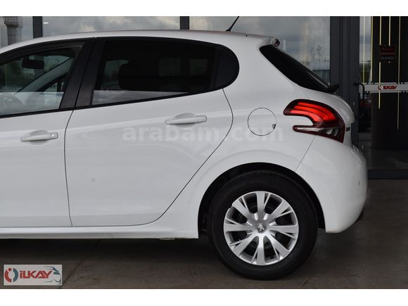 İLKAY'DAN 2016 PEUGEOT 208 ACTİVE 1.6 e-HDİ 92 BG 176,000 KM'DE