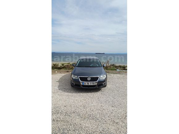 Sahibinden Volkswagen Passat 1.6 TDi BlueMotion Comfortline 2011 Model