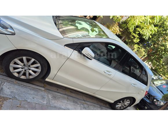 Sahibinden Mercedes - Benz B 180 BlueEFFICIENCY Style 2013 Model