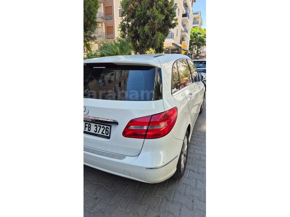 Sahibinden Mercedes - Benz B 180 BlueEFFICIENCY Style 2013 Model